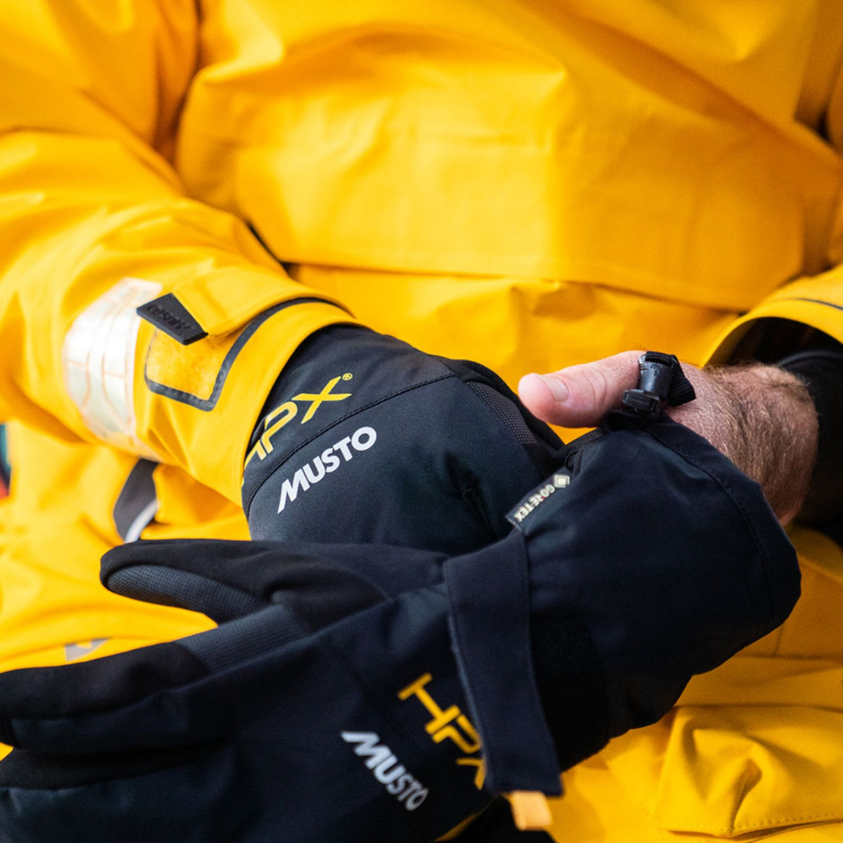 Musto HPX seglarhandske